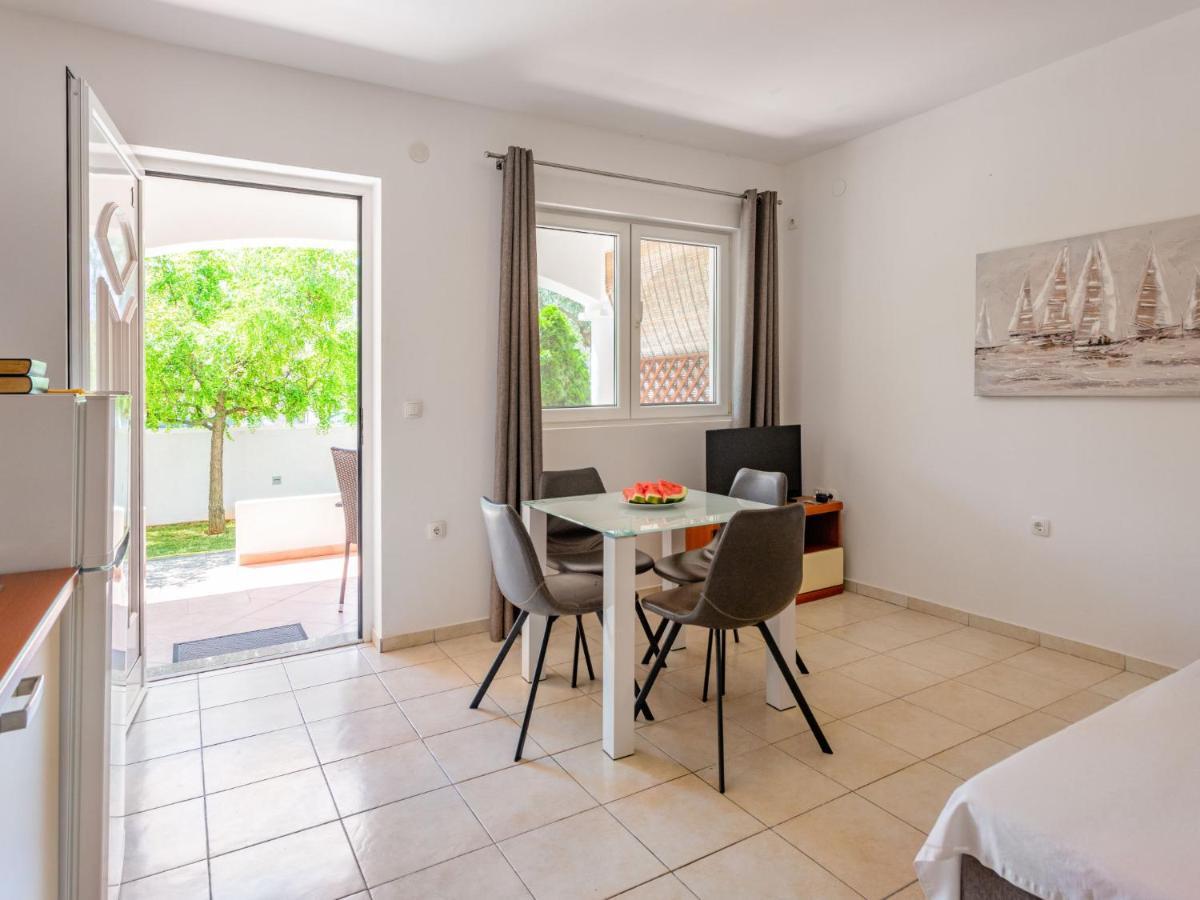 Apartment Tino-1 By Interhome Sukošan